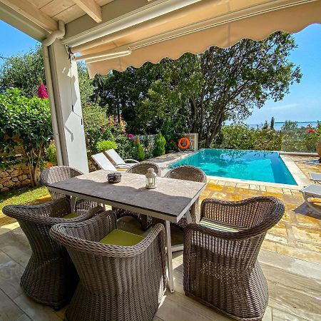 La Riviera Barbati Seaside Apartments & Villas Екстериор снимка