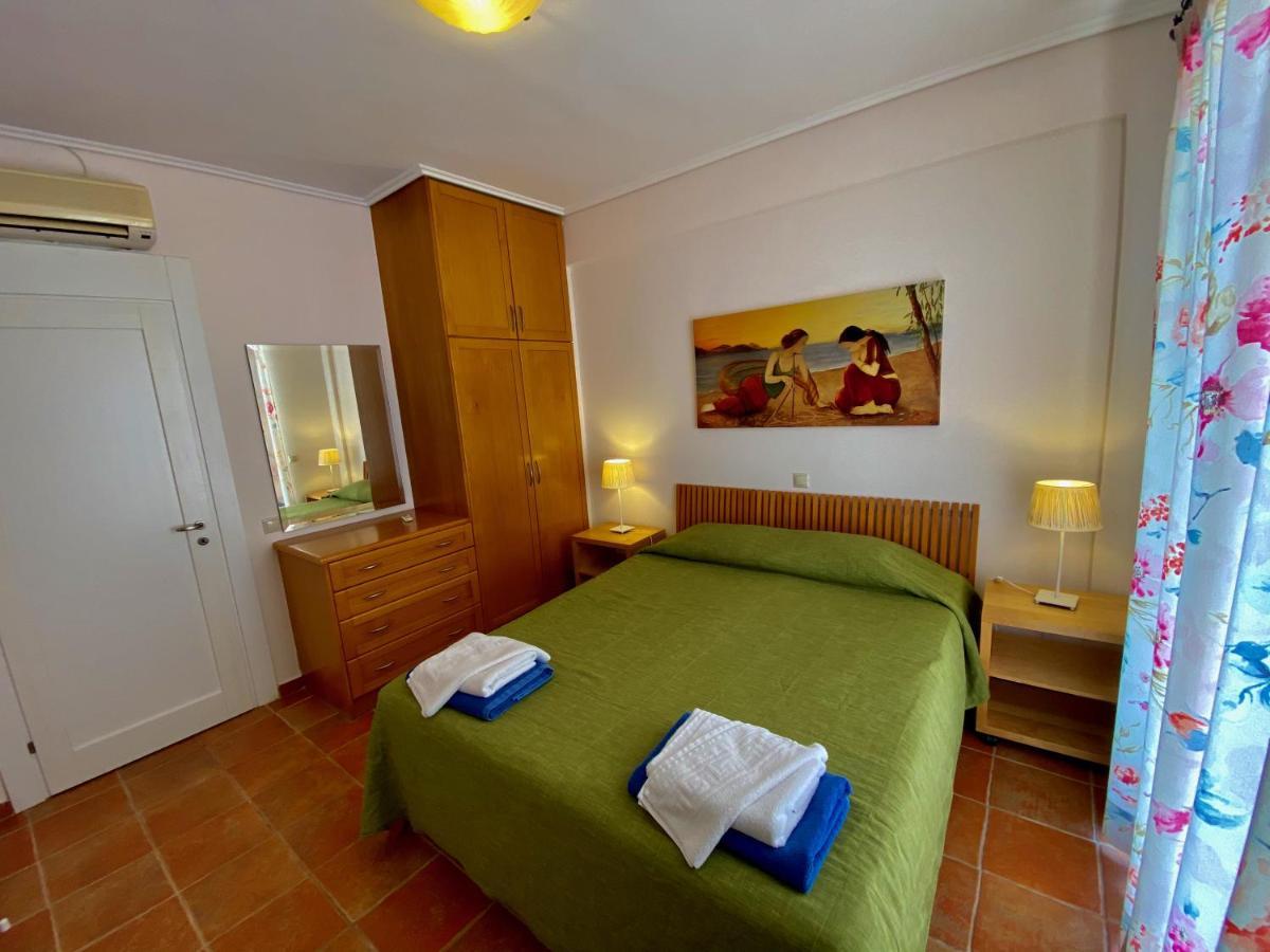 La Riviera Barbati Seaside Apartments & Villas Екстериор снимка