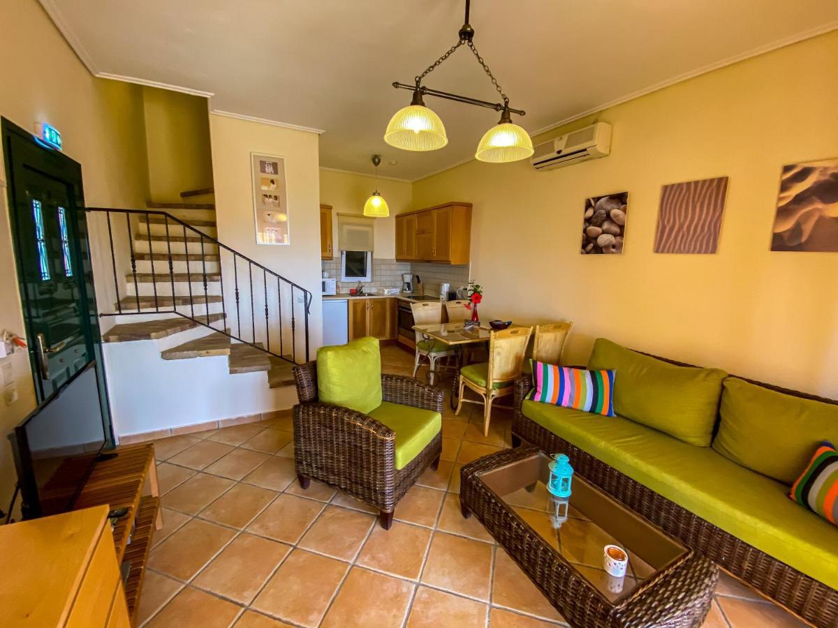 La Riviera Barbati Seaside Apartments & Villas Екстериор снимка