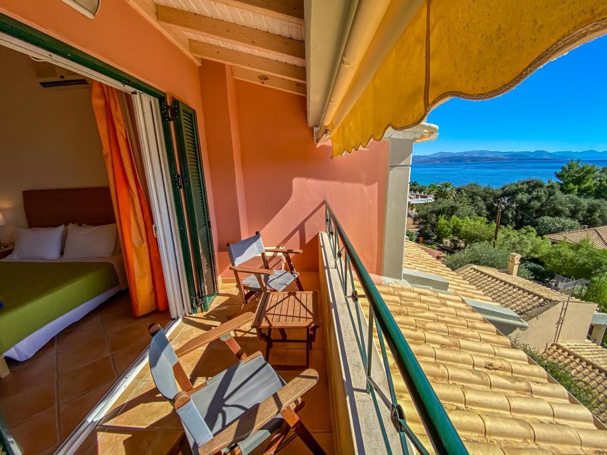 La Riviera Barbati Seaside Apartments & Villas Екстериор снимка