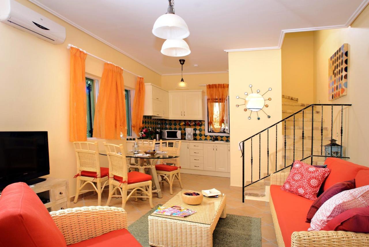 La Riviera Barbati Seaside Apartments & Villas Екстериор снимка