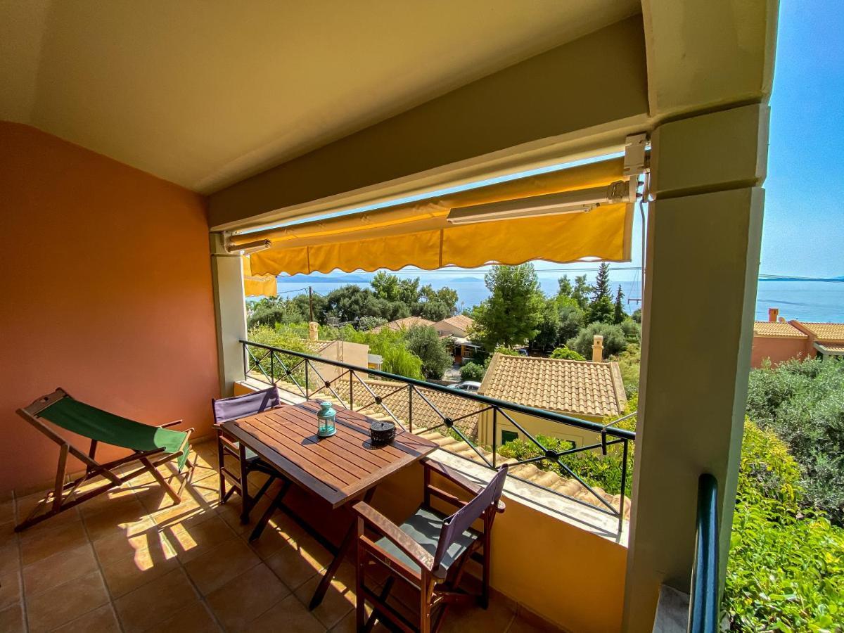 La Riviera Barbati Seaside Apartments & Villas Екстериор снимка