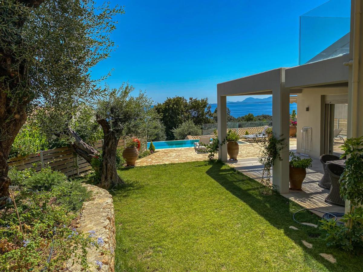 La Riviera Barbati Seaside Apartments & Villas Екстериор снимка