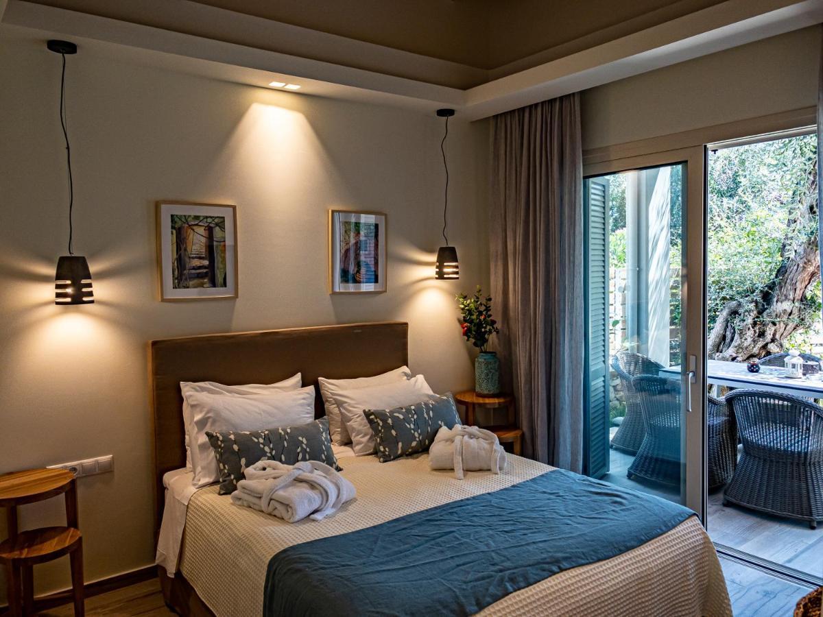 La Riviera Barbati Seaside Apartments & Villas Екстериор снимка