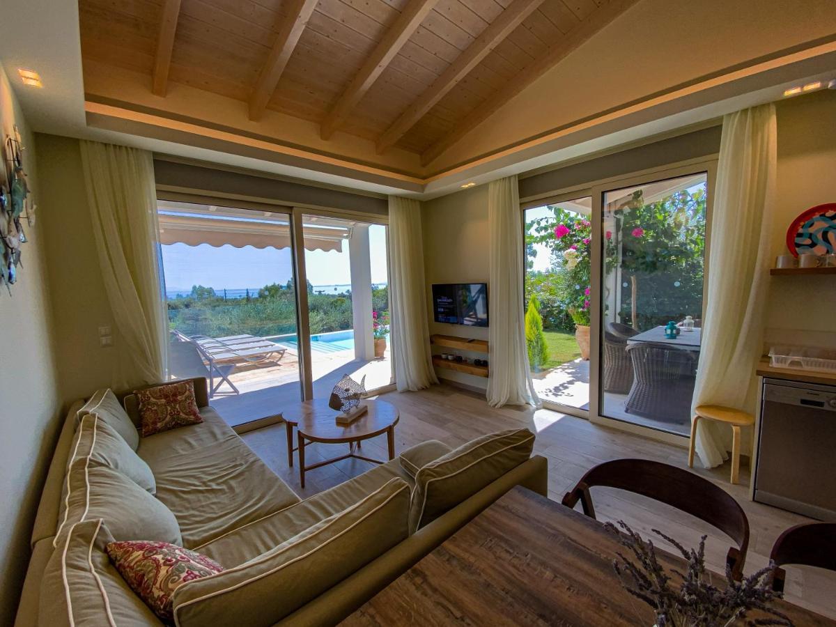La Riviera Barbati Seaside Apartments & Villas Екстериор снимка